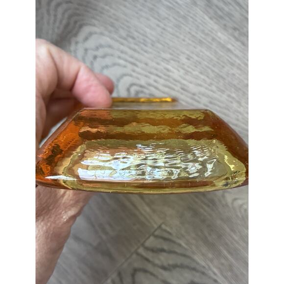 Fire & Light Recycled Glass Citrus Soap Dish - Picture 5 of 6